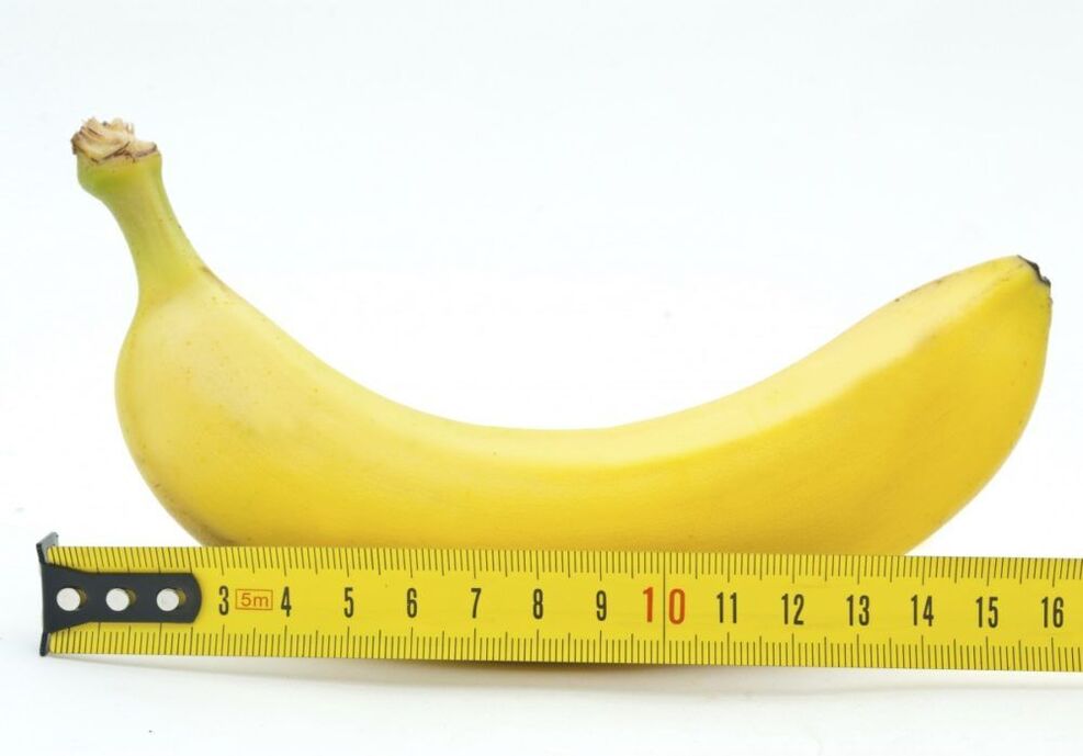 măsurarea dimensiunii penisului folosind o banană ca exemplu